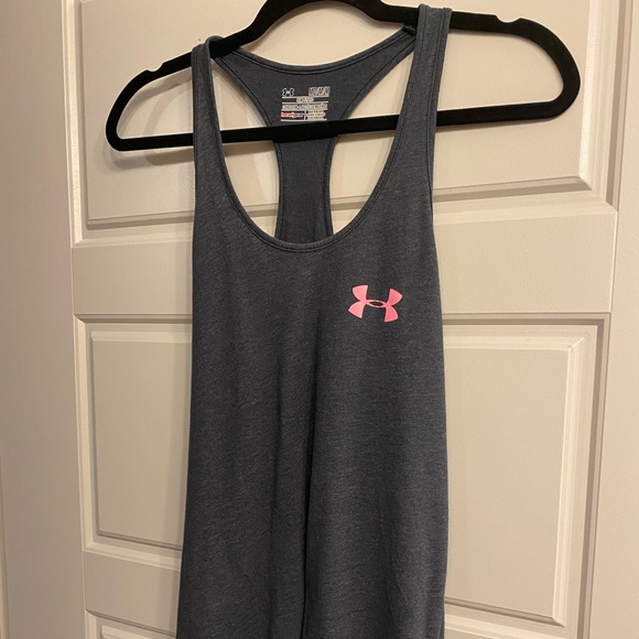 Under Armour Tank - Picture 2 of 3